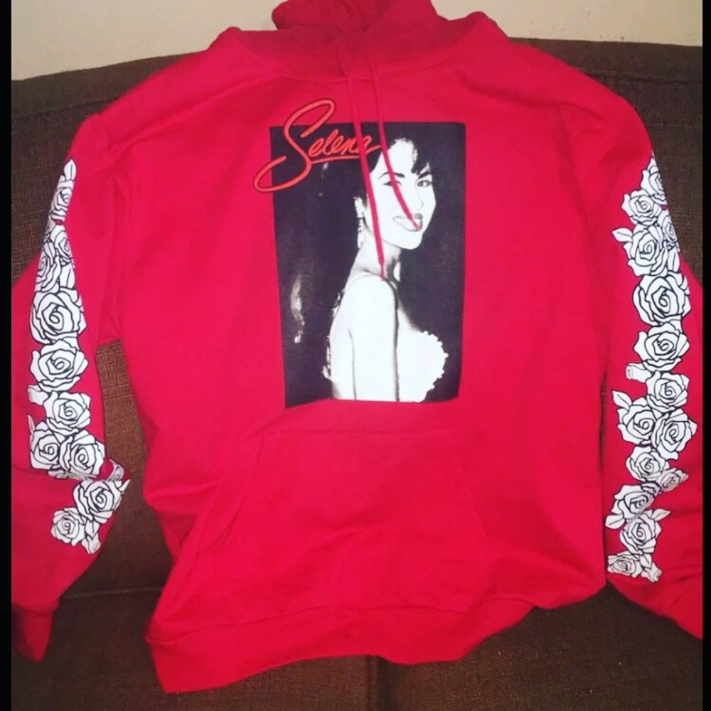 Selena hoodie women’s medium
